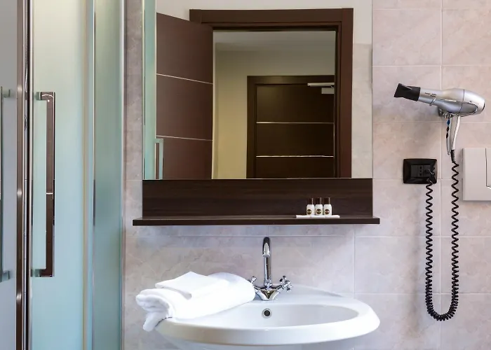 Otel Trastevere 3*